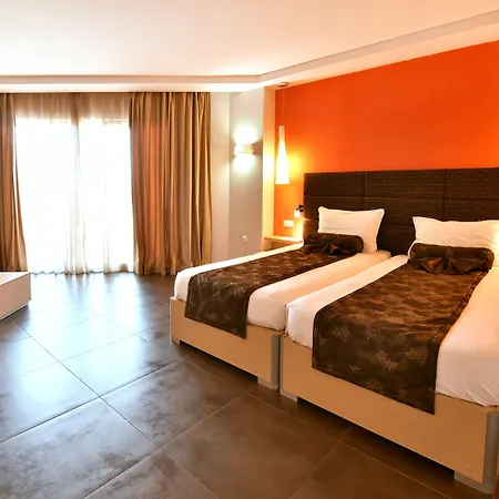 Sh Dolce Hotell 4*